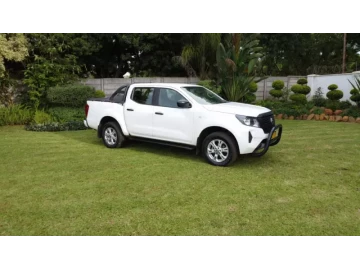 Nissan Navara 2023