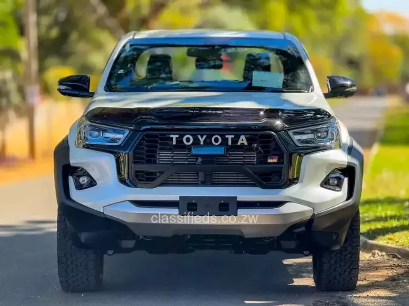 Toyota Hilux 2024