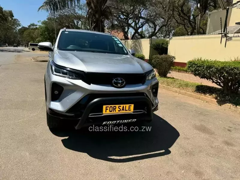 Toyota Fortuner 2024