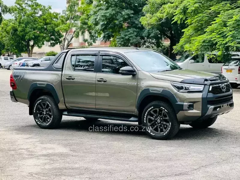 Toyota Hilux 2024