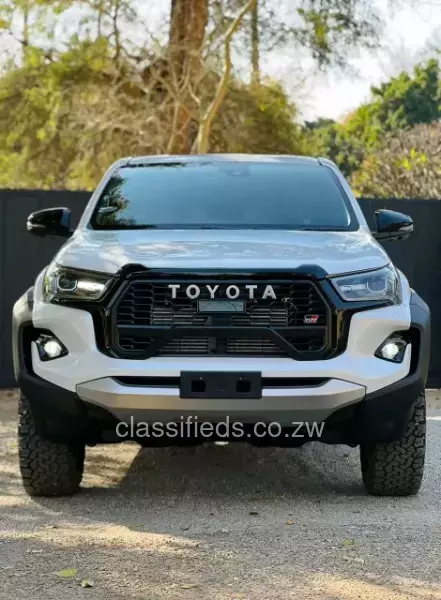 Toyota Hilux 2024