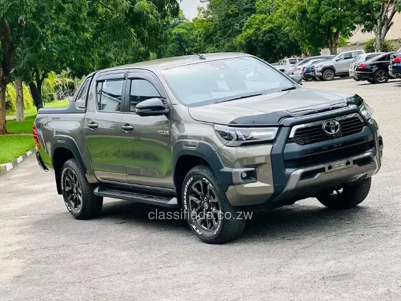 Toyota Hilux 2024