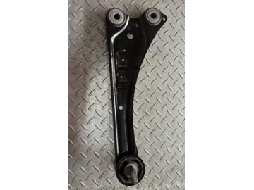 Toyota blade rear arm