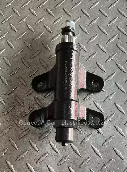 Toyota coaster idler arm