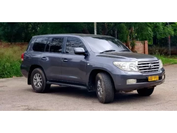 Toyota Land Cruiser 2010