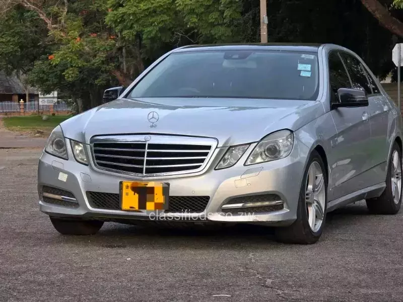 Mercedes Benz E-Class 2011