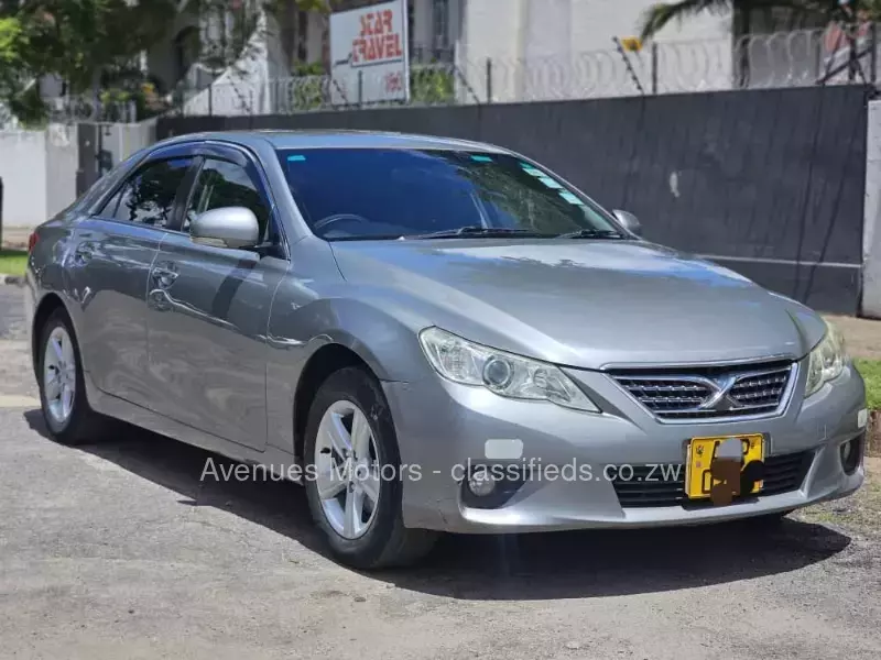 Toyota Mark x 2012