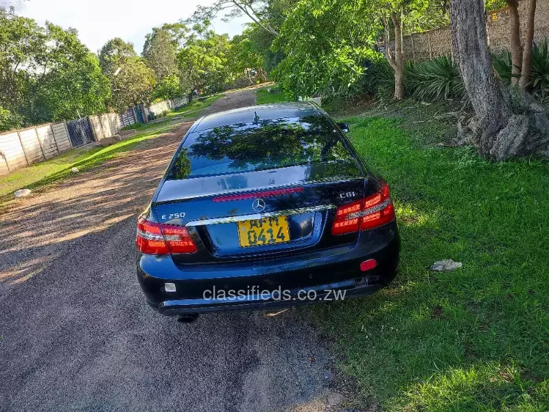 Mercedes Benz E-Class 2011