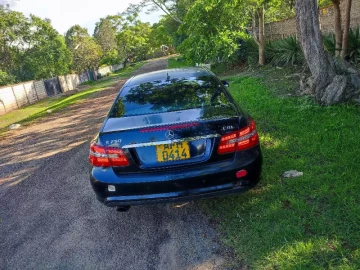 Mercedes Benz E-Class 2011