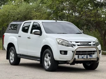 Isuzu KB300 2015