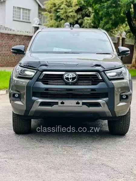 Toyota Hilux 2024