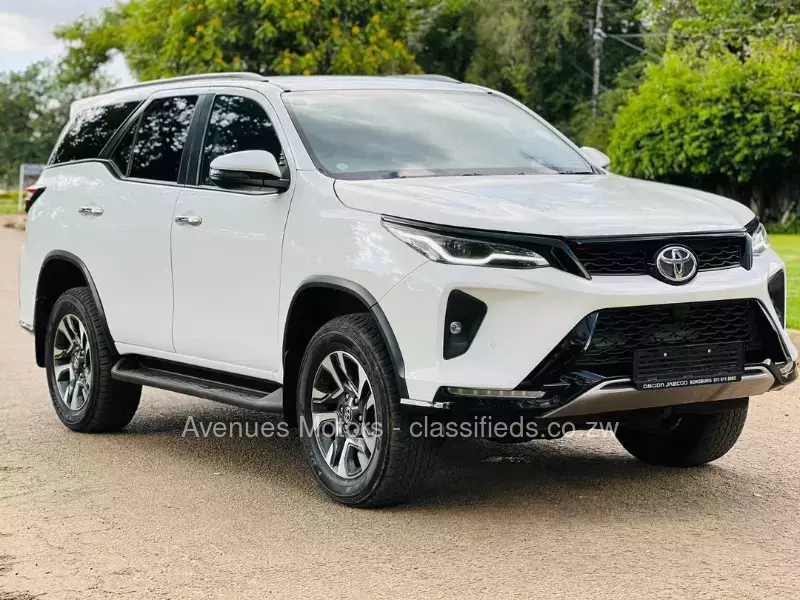 Toyota Fortuner 2024