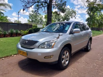 Toyota Harrier 2004