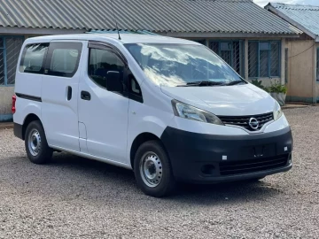 Nissan NV200 2016