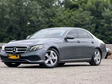 Mercedes Benz E-Class 2017