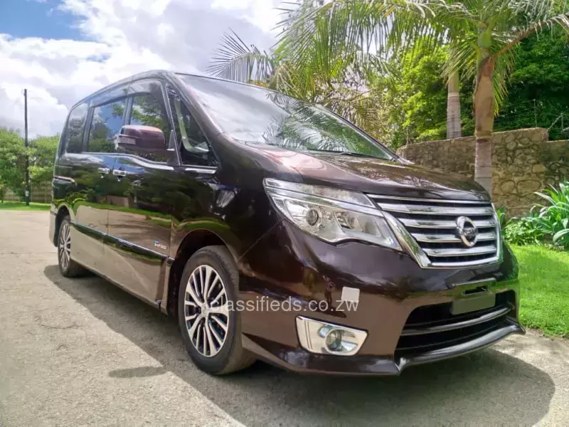 Nissan Serena 2016