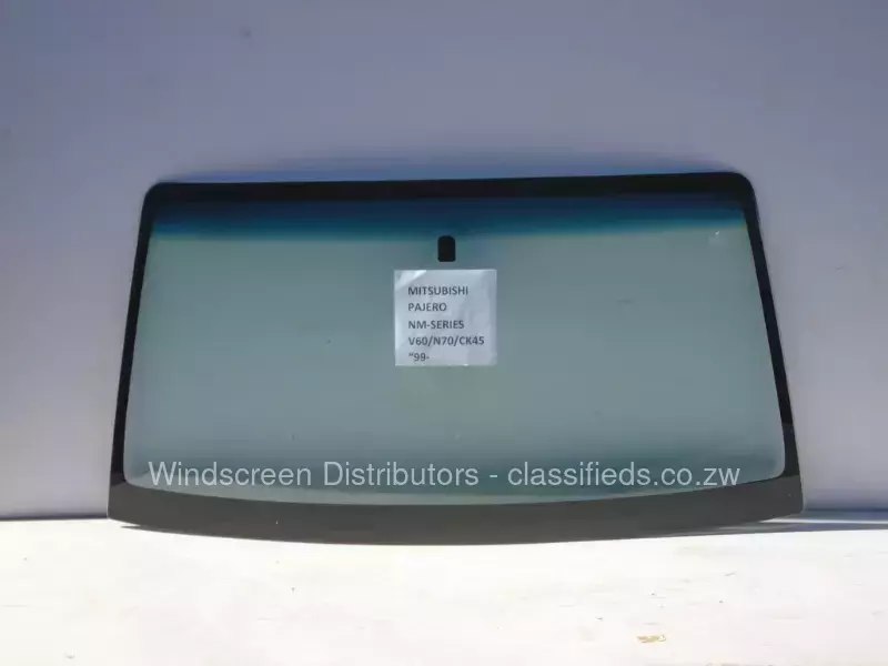 Windscreen Mitsubishi Pajero