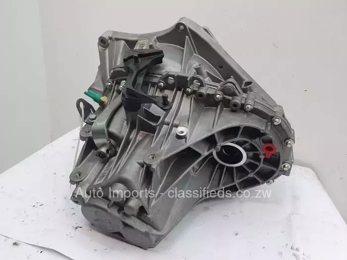 Nissan QR20 Gearbox