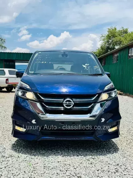 Nissan Serena 2017