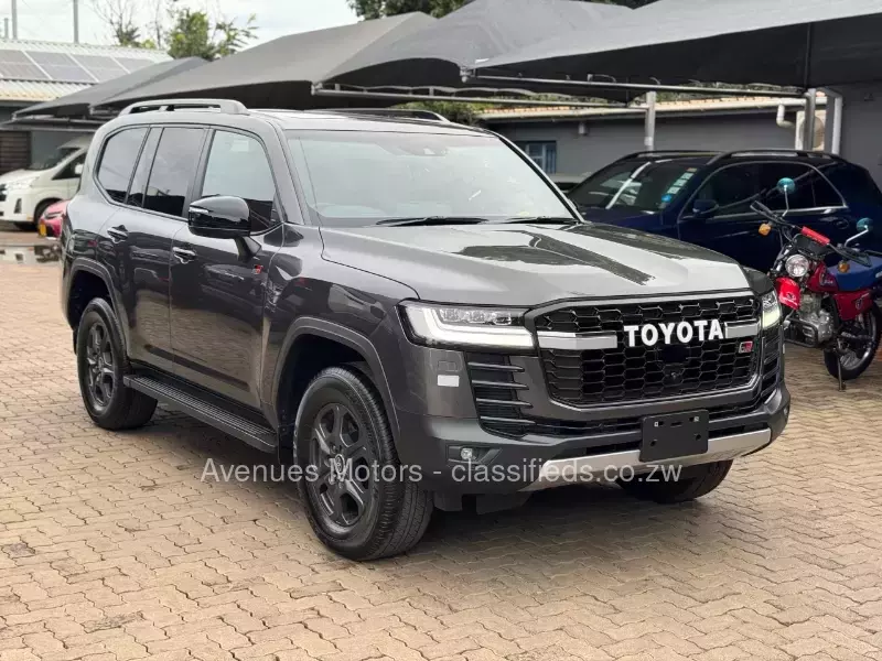 Toyota Land Cruiser 2023