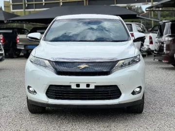 Toyota Harrier 2015