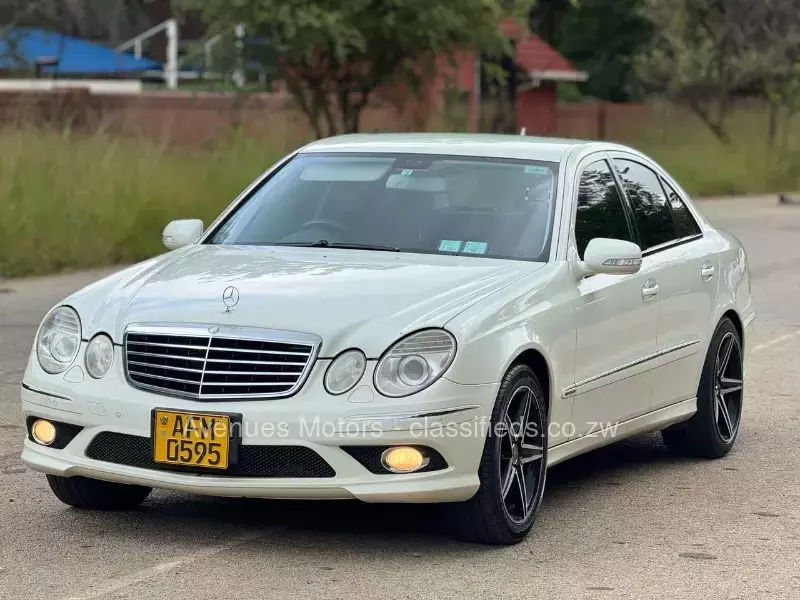 Mercedes Benz E-Class 2008