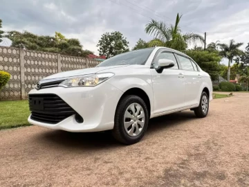 Toyota Axio 2015