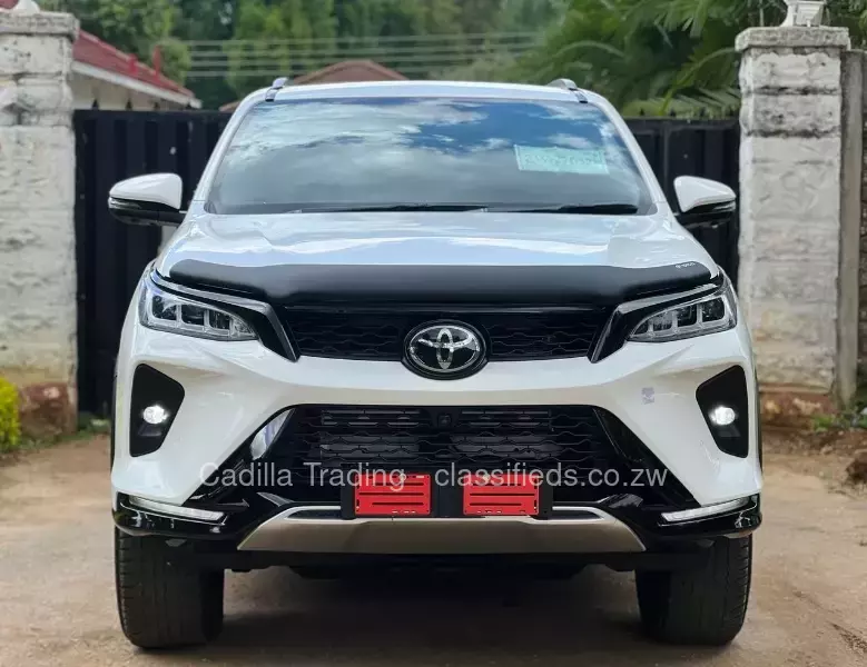 Toyota Fortuner 2023