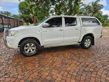 Toyota Hilux 2011