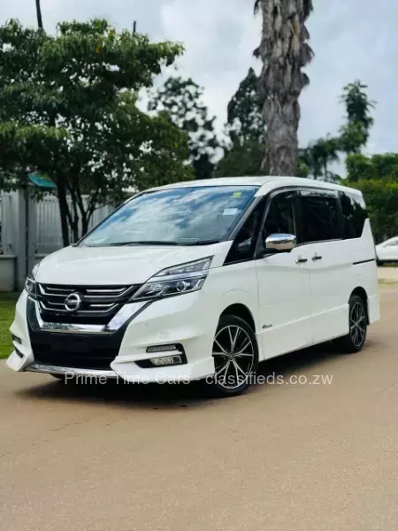 Nissan Serena 2018